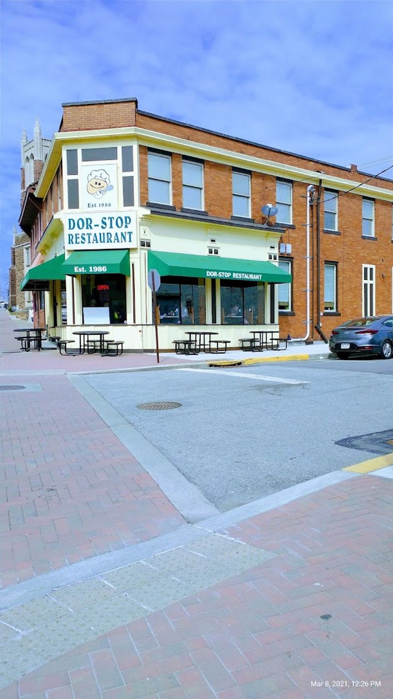Guy Fieri Brought National Attention To This Pittsburgh Diner