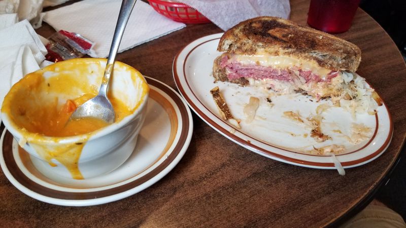 That Legendary Fried Bologna Sandwich Lives Up to the Hype