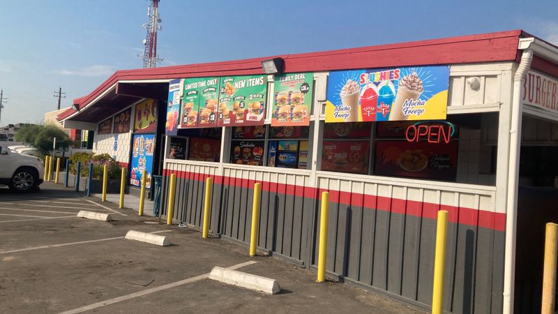 Texas Burger Drive-In – Gustine, California