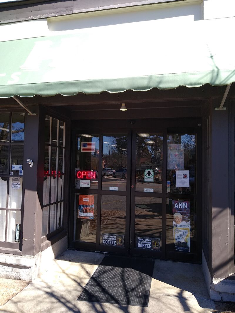 Heights Corner Market — Little Rock