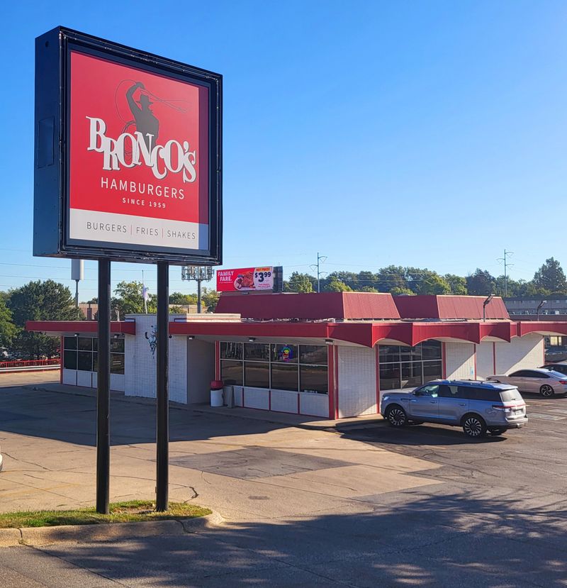 Bronco's Hamburgers – Omaha