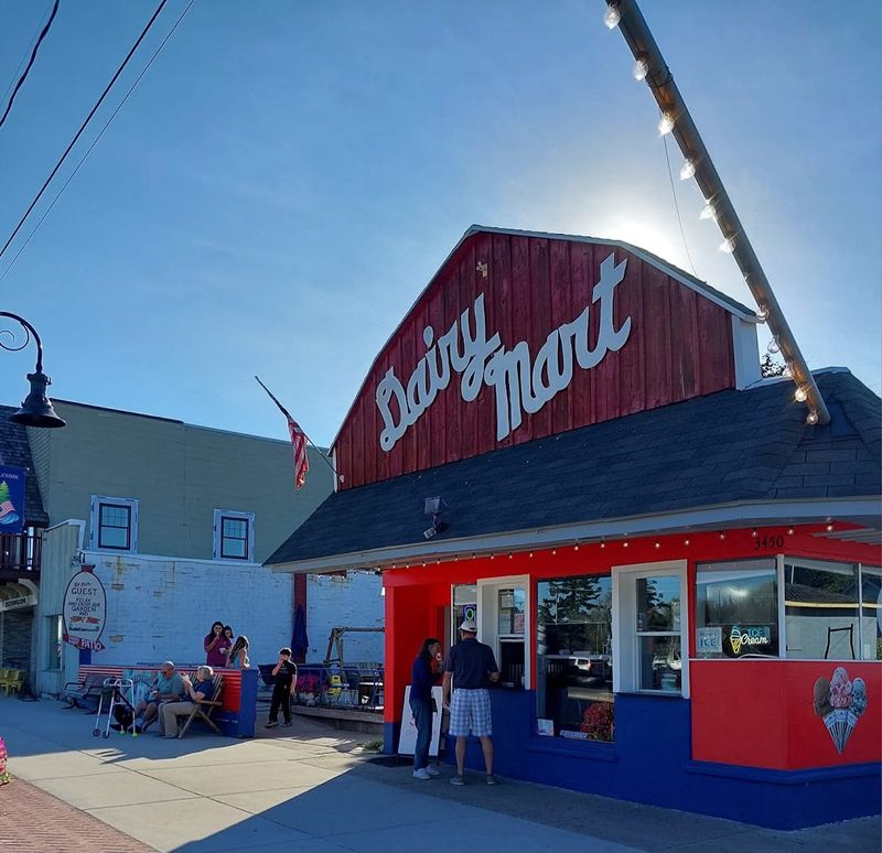 H&L Dairy Mart, Indian River