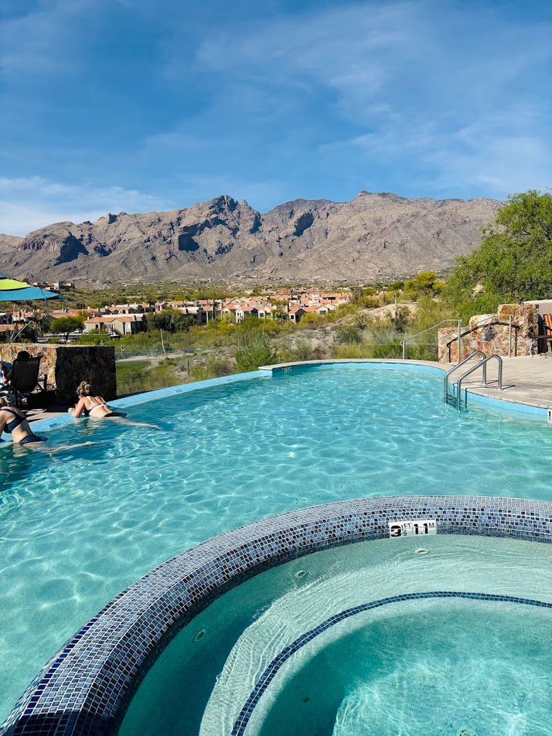 Hacienda Del Sol Guest Ranch Resort