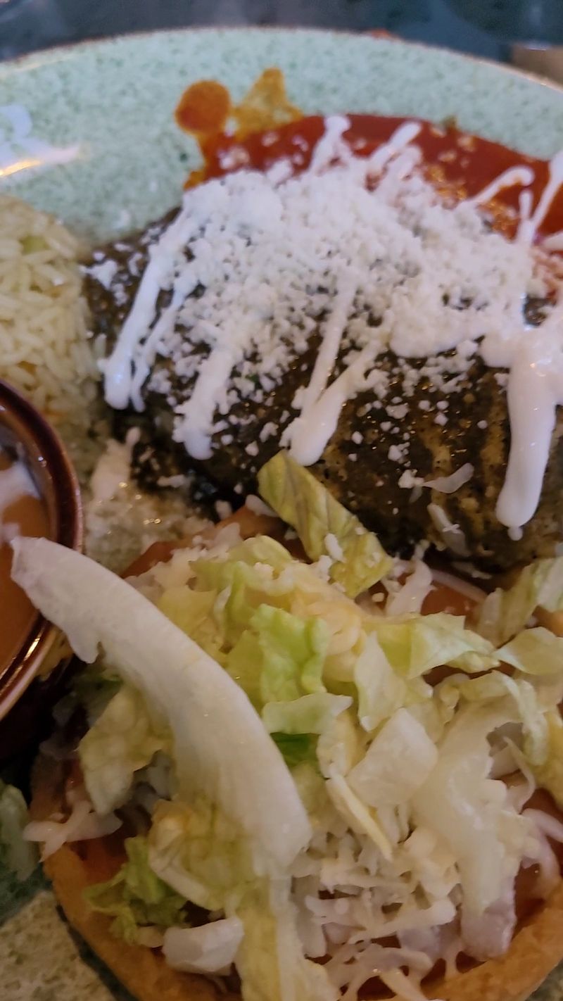 Hacienda Real (Yorkville, Geneva, Vernon Hills, Bolingbrook)