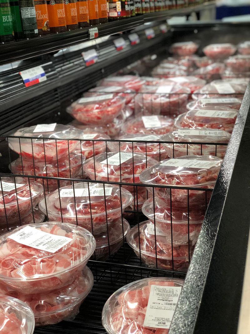 Halal Meats And Thinly Sliced Beef For Hot Pot Halal Meats And Thinly Sliced Beef For Hot Pot