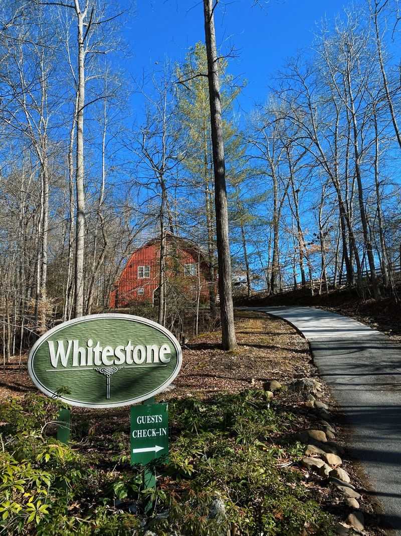 Whitestone Inn Dining Room, Kingston