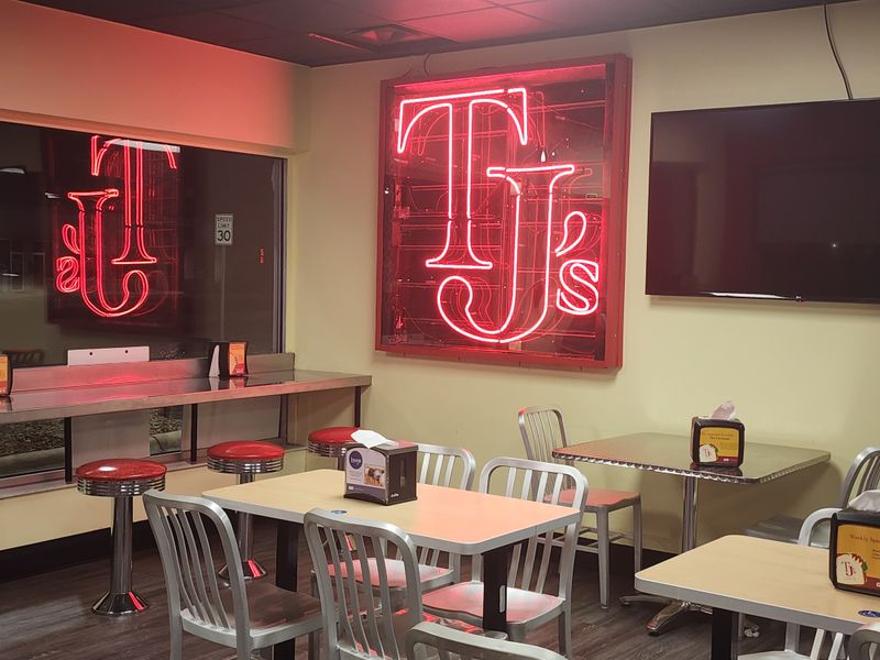TJ’s Sandwich Shop 