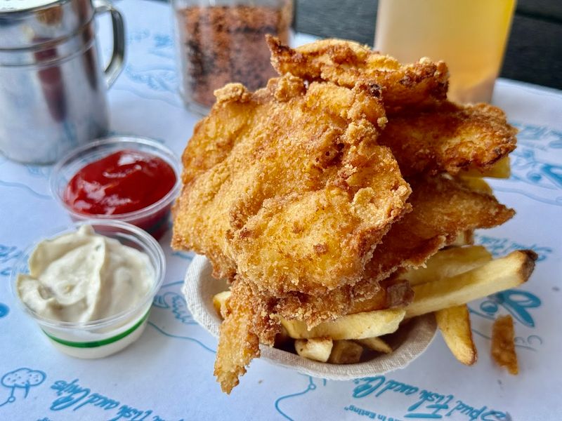 Hand-Cut Fries That Deserve Their Own Fan Club Hand-Cut Fries That Deserve Their Own Fan Club