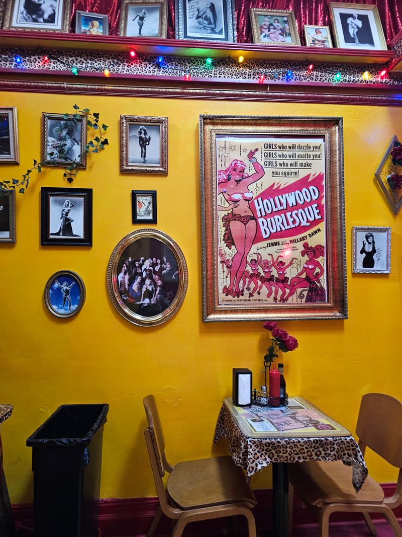 Burlesque Atmosphere Meets Speak-Easy Vibes