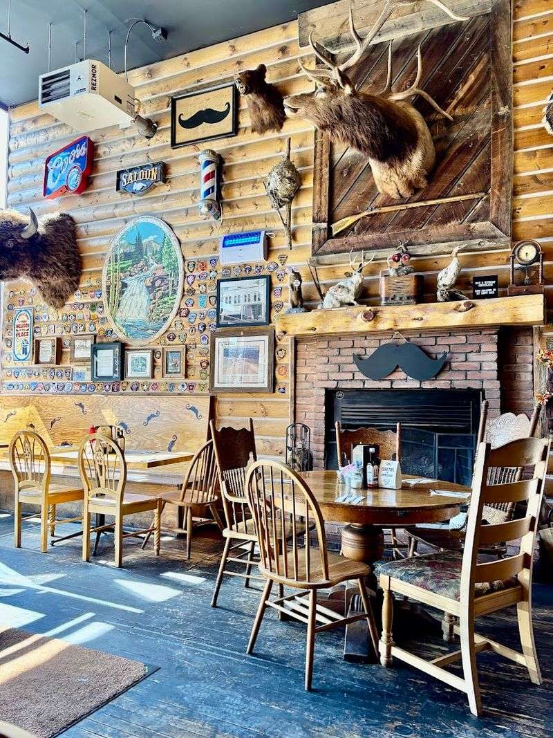 Handlebars Food And Saloon, Silverton
