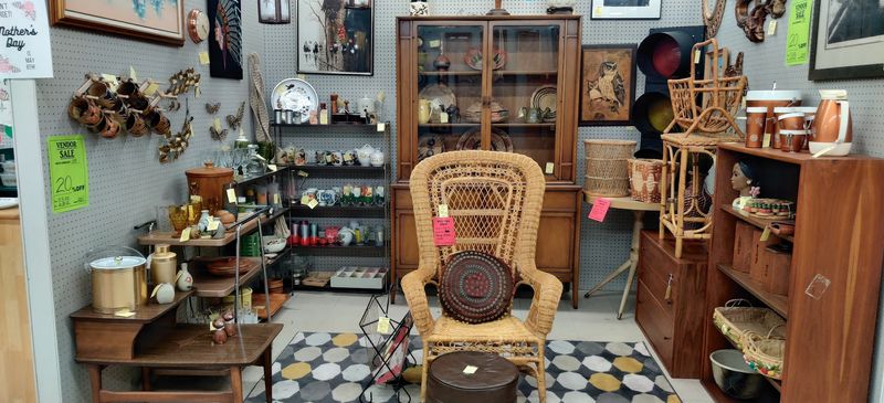 Nostalgic Home Decor 