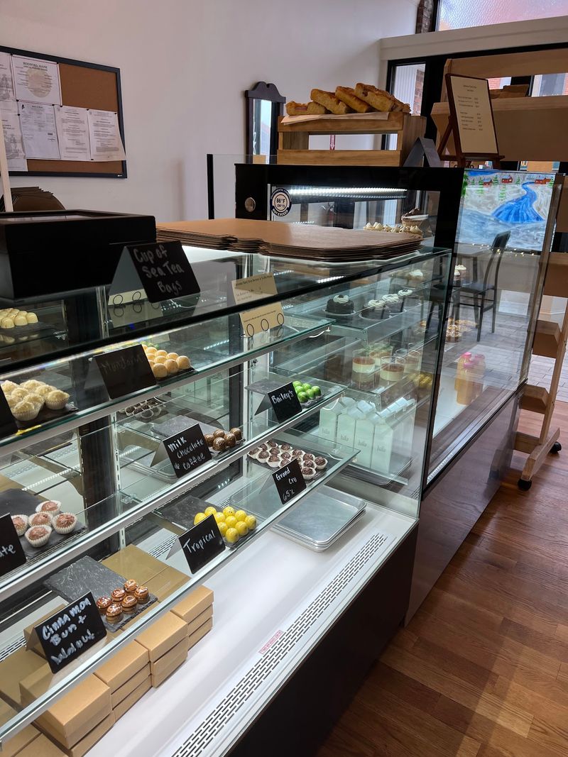 Handmade Chocolates And Bonbons 