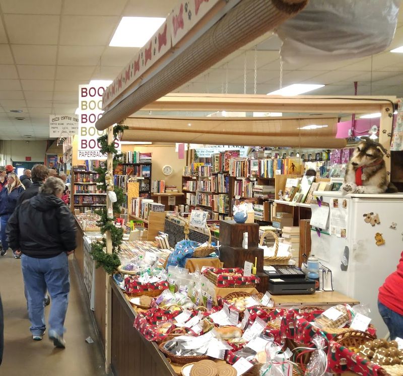 Handmade Crafts And Unique Goods You Simply Cannot Find At A Mall Handmade Crafts And Unique Goods You Simply Cannot Find At A Mall