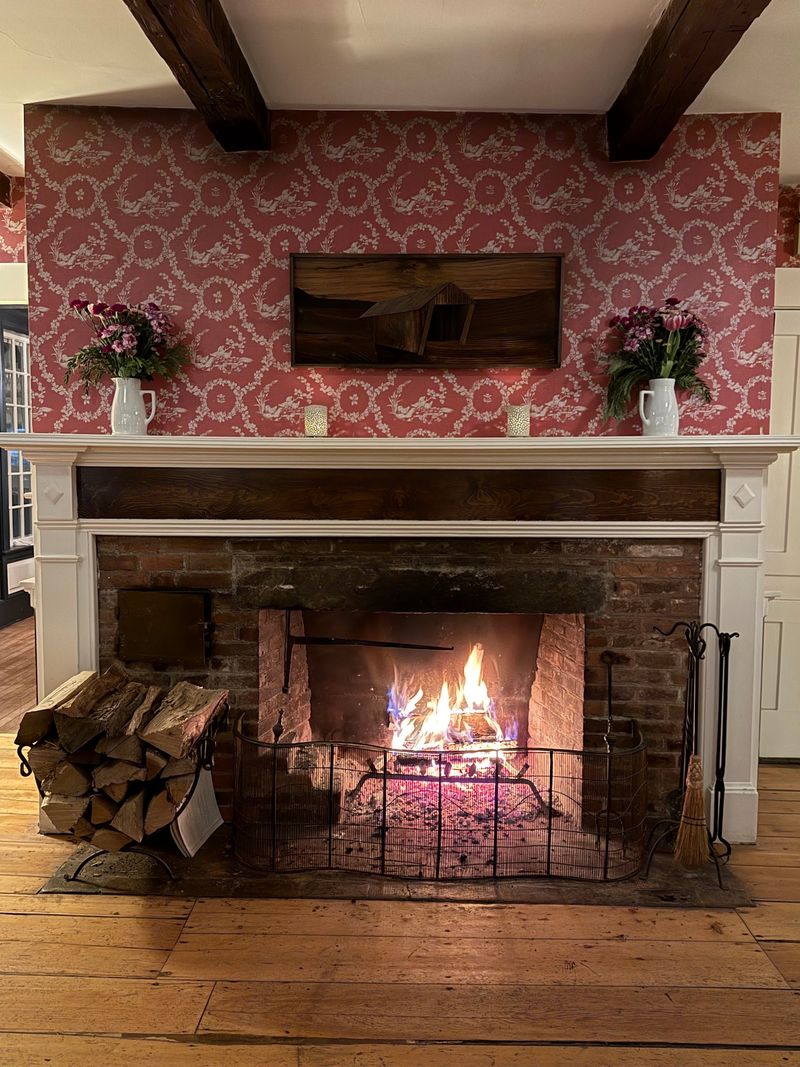 Handmade Pottery, Fireplaces, And An Atmosphere Worth Savoring