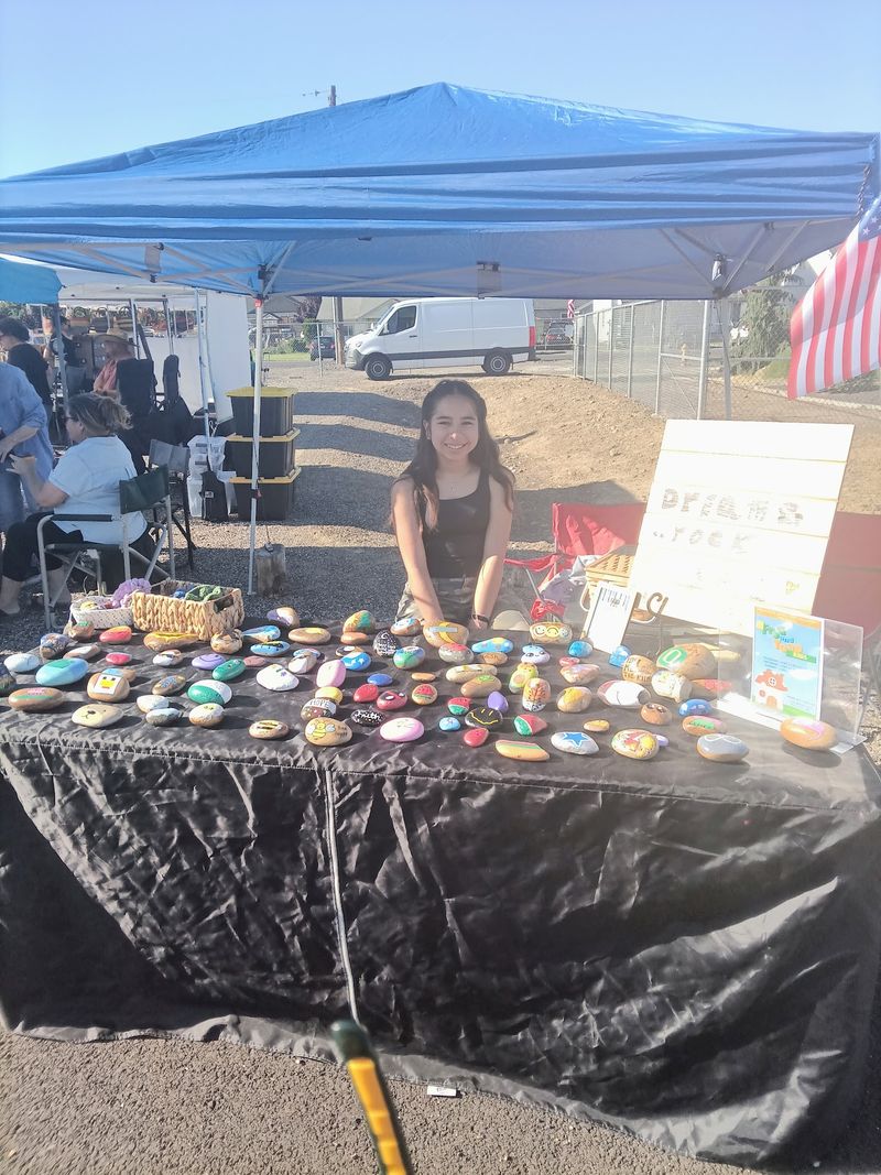 Handmade Treasures and Crafty Finds Handmade Treasures and Crafty Finds