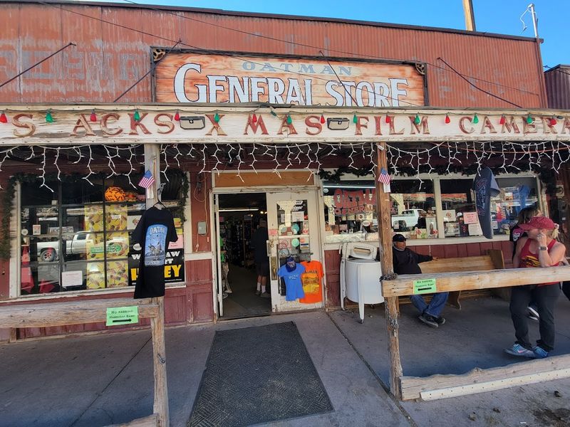 The Legendary Oatman Chili And Homemade Snacks