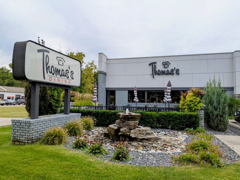 Thomas's Family Dining, Livonia