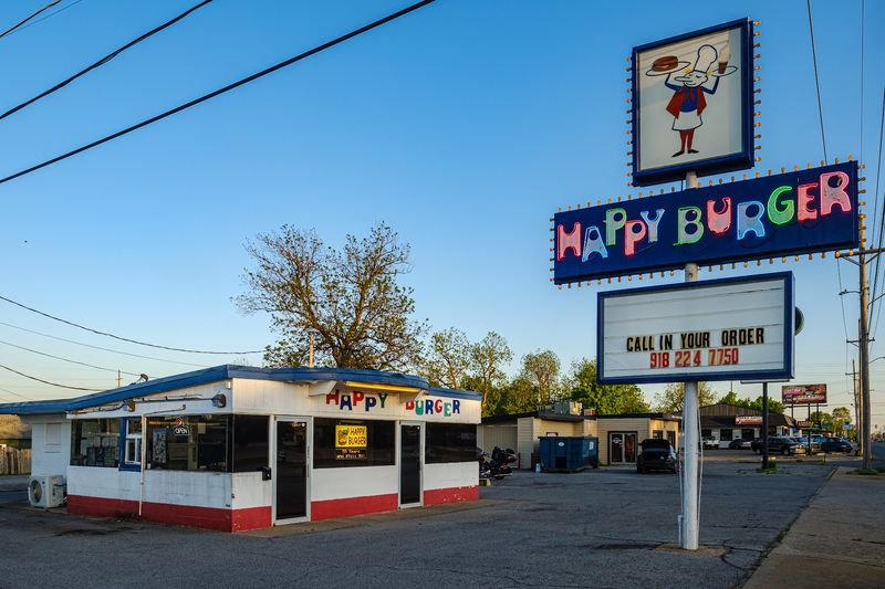 Happy Burger