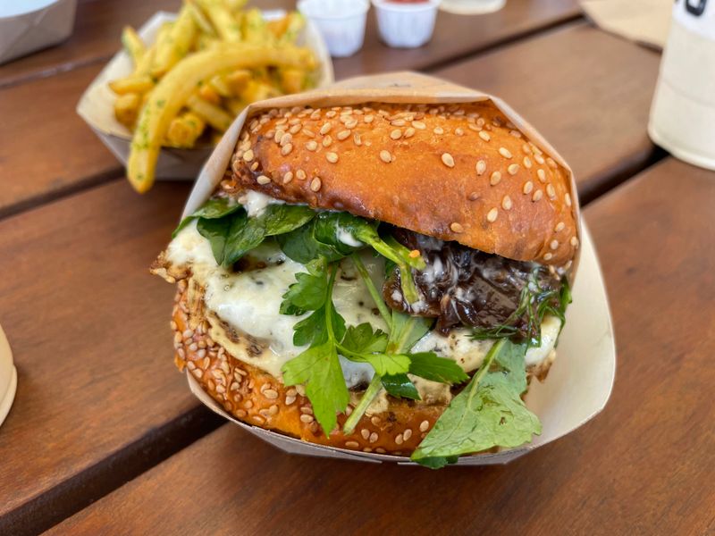 Gott's Roadside — St. Helena