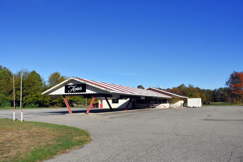 Arnie's Drive In – Dowagiac