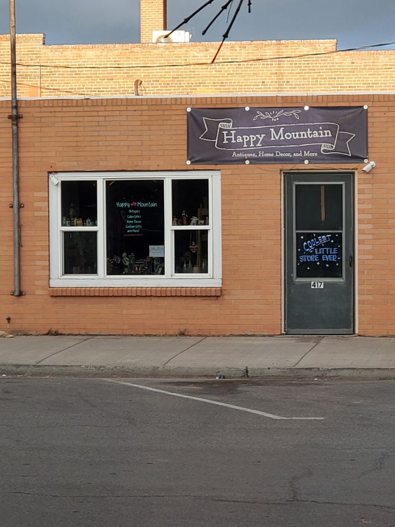Happy Mountain Antiques - Alamosa, CO Happy Mountain Antiques - Alamosa, CO
