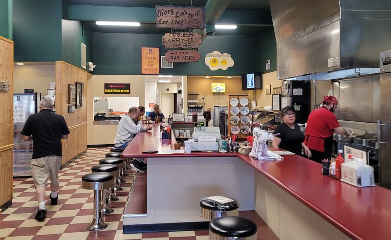 Mary Lou's Grill - Carbondale