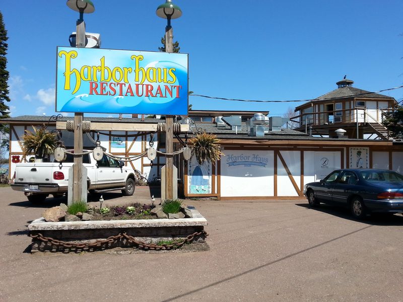 Harbor Haus Restaurant