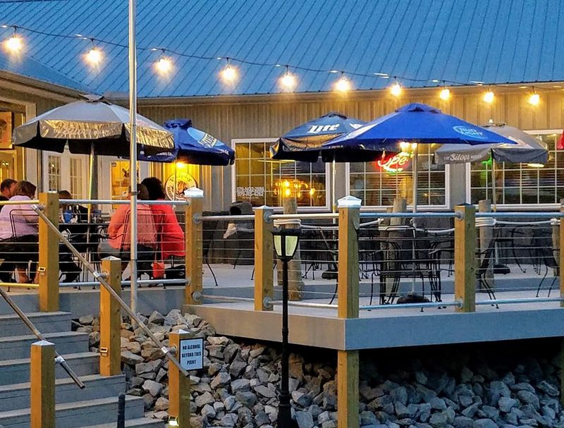 Ralph's Harborview Bar & Grill — Gilbertsville