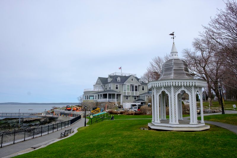 Harbor Towns With Personalities Harbor Towns With Personalities