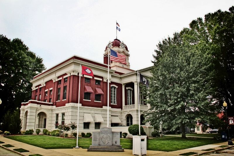 Courthouse Square Anchoring Historic Streets