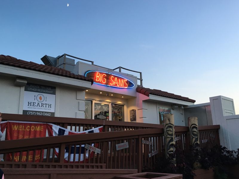 Big Sam's (Inlet Cafe & Raw Bar)