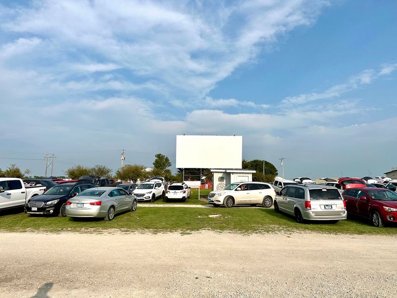 Harvest Moon Drive-In (Gibson City)
