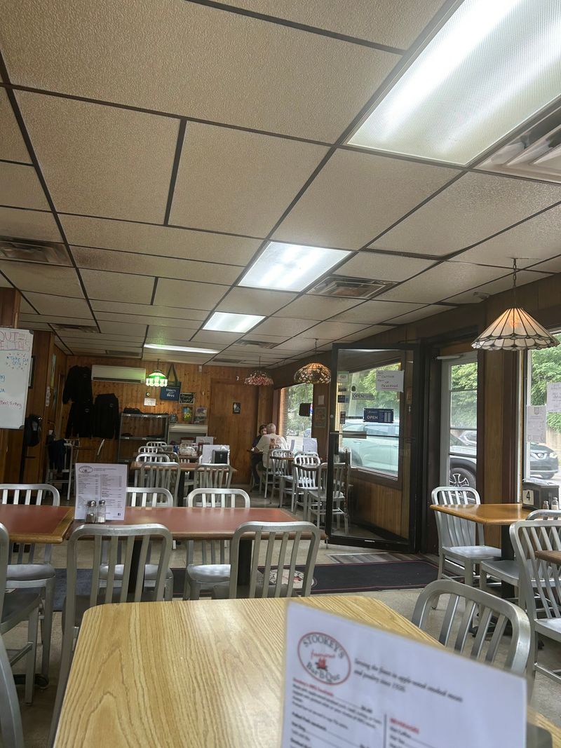 Stookey's Famous Bar-B-Que (122 E Poplar St, Nanticoke, PA 18634)