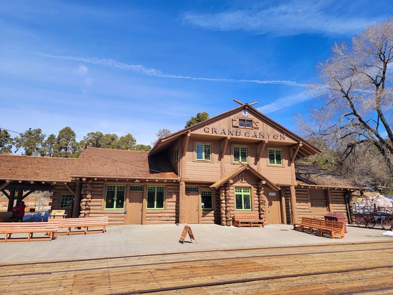 Harvey Houses, Railroads, and a Town Built on Tracks Harvey Houses, Railroads, and a Town Built on Tracks