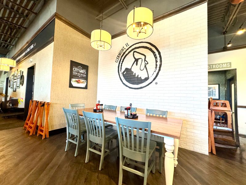 Another Broken Egg Cafe - Multiple Florida Locations