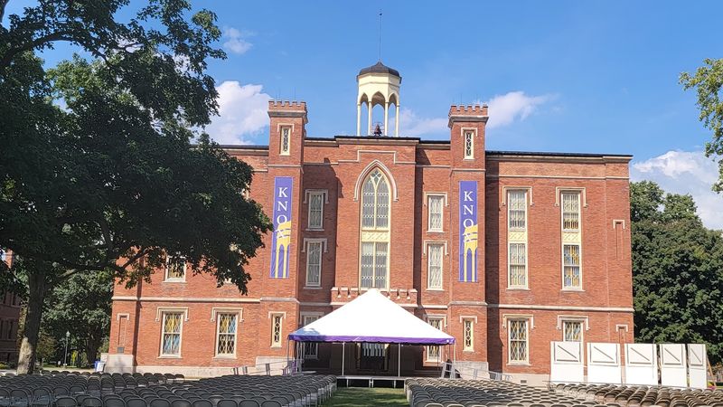 Strong Schools And Local Colleges