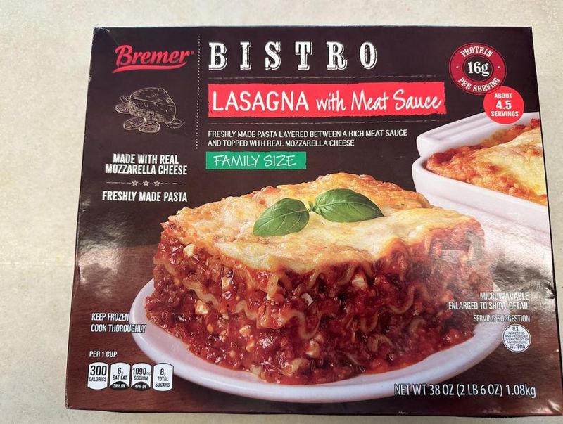 Mama Cozzi's Lasagna (Aldi): Budget Blues