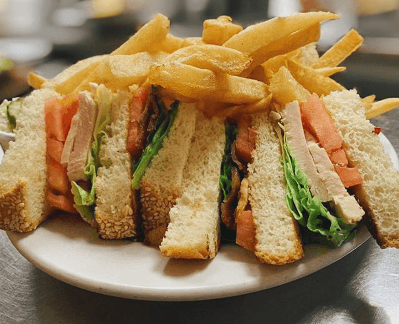 Hearty Lunch Plates And Comfort Food Hearty Lunch Plates And Comfort Food