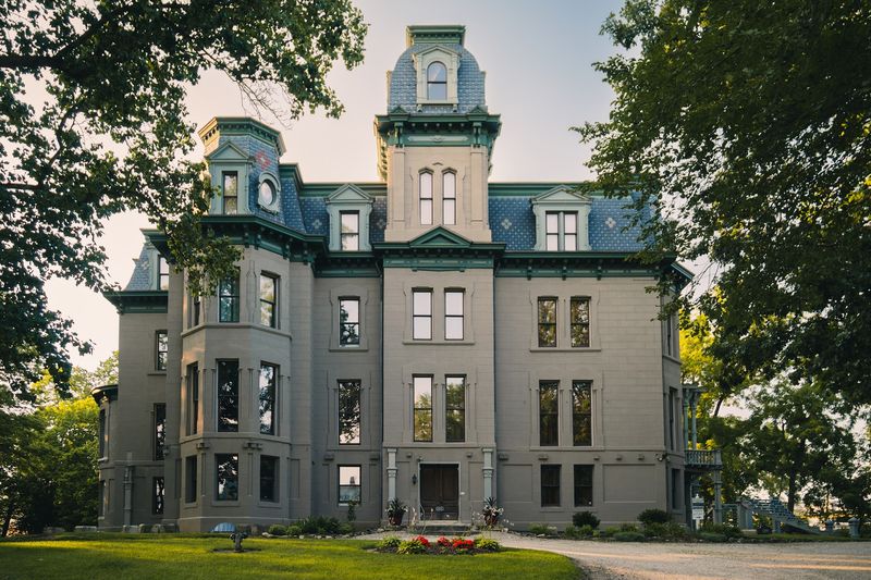 Hegeler Carus Foundation, La Salle