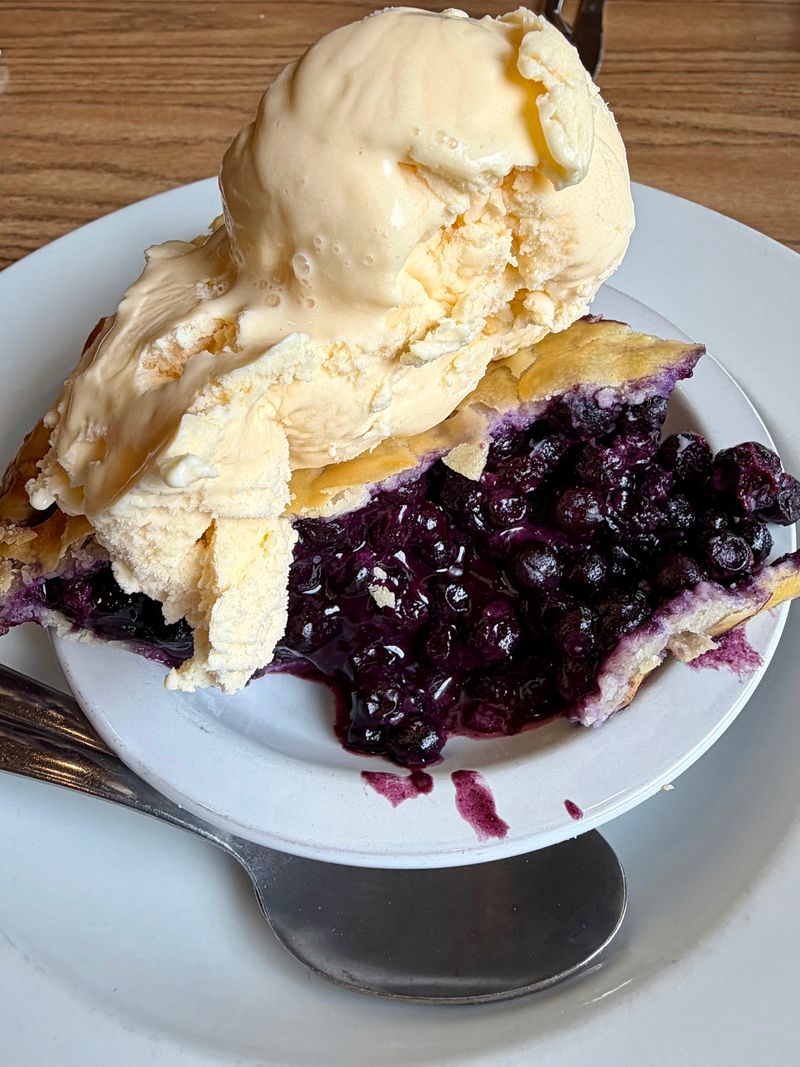 Helen's Restaurant Of Ellsworth, Ellsworth