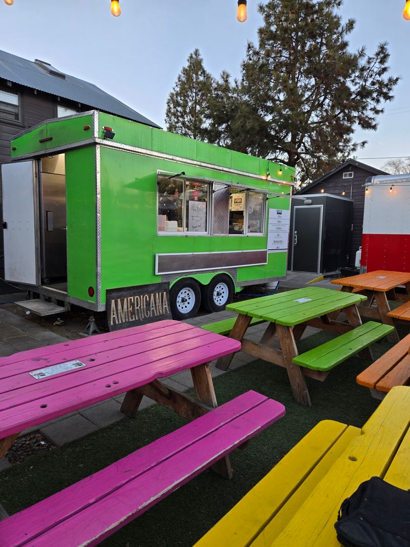 Americana Burger – Bend, Oregon