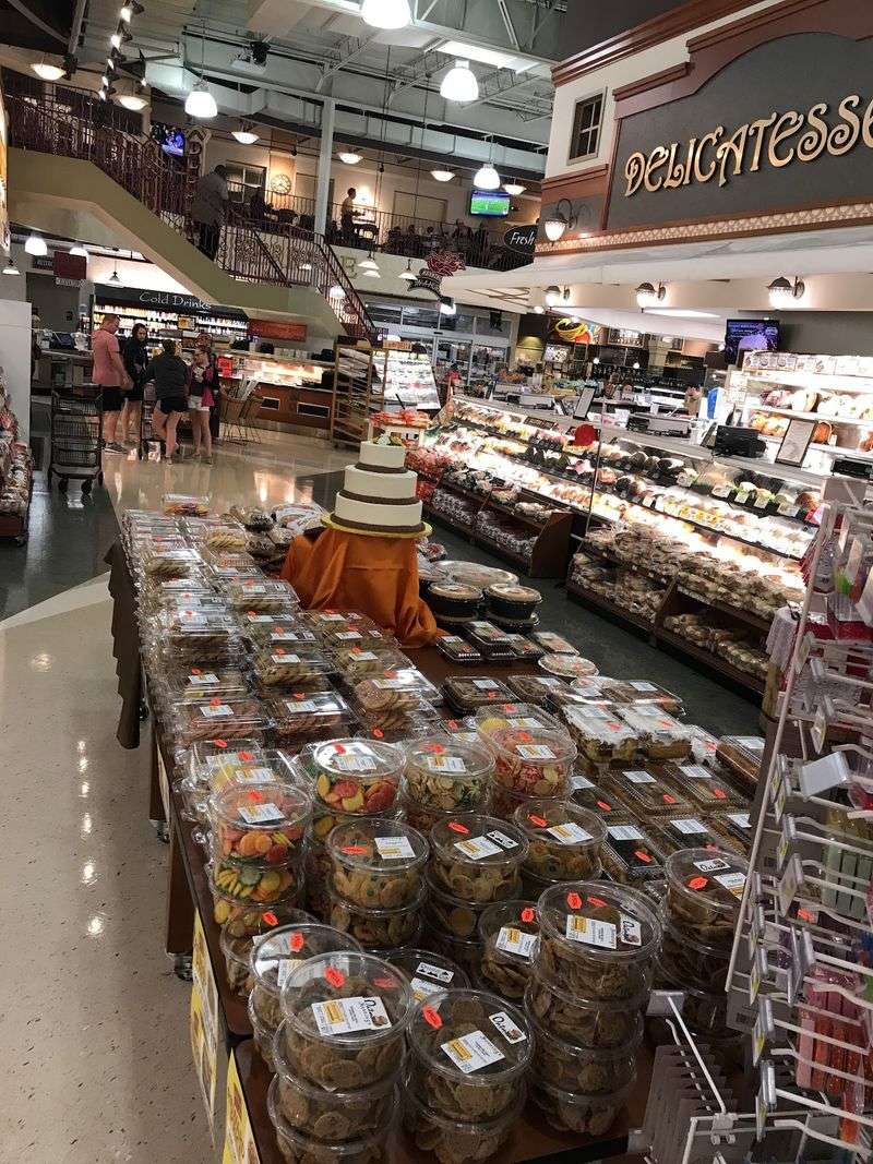 Henning's Market, Harleysville