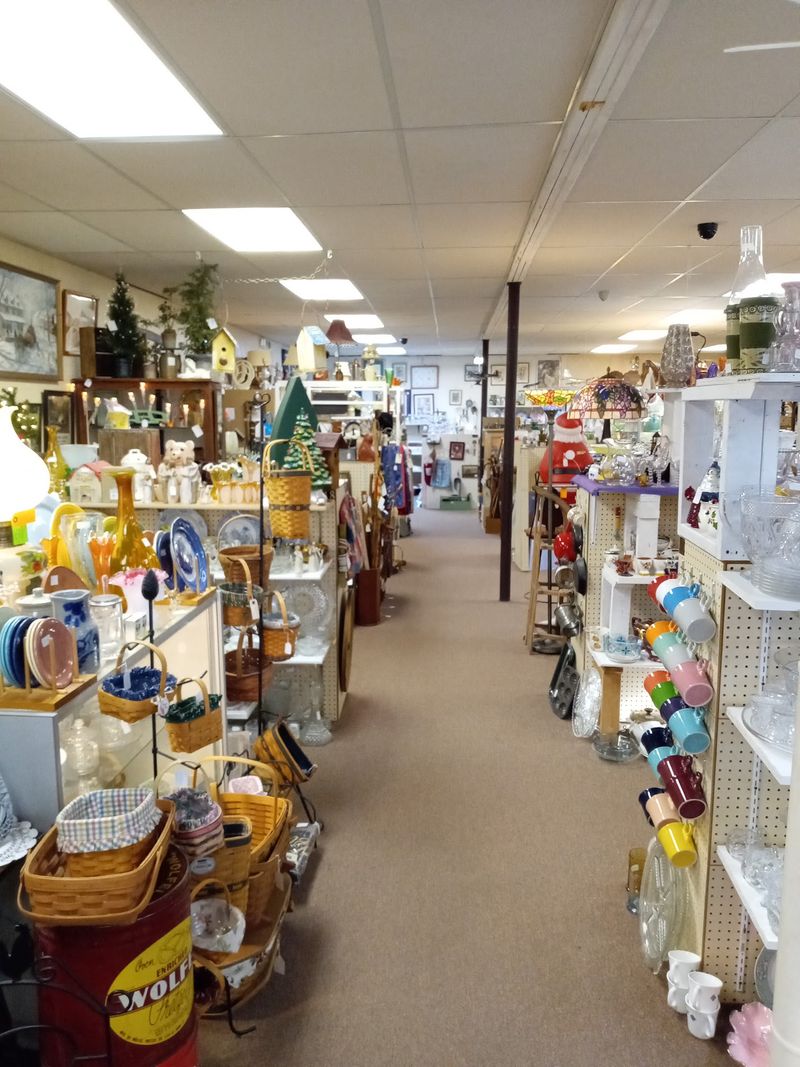 Heritage Antique Center LLC, Reinholds, Pennsylvania