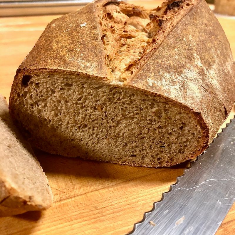 Benny’s Bakery (Saline)