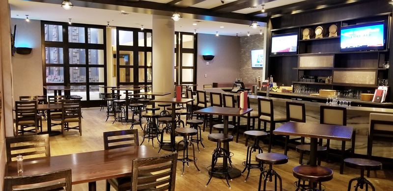 Heritage Grille | Steak & Fin, Little Rock
