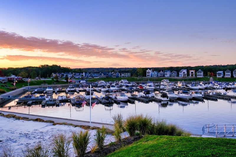 Heritage Harbor Marina, Ottawa