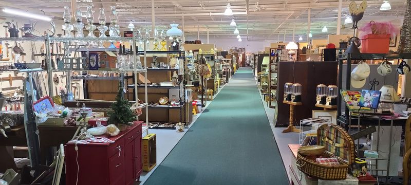 Heritage Square Antique Mall, Columbus