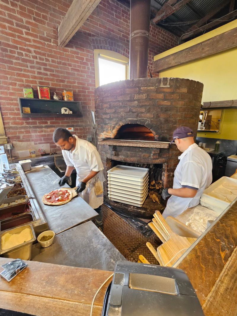 Staff Hospitality Makes Long Waits More Bearable