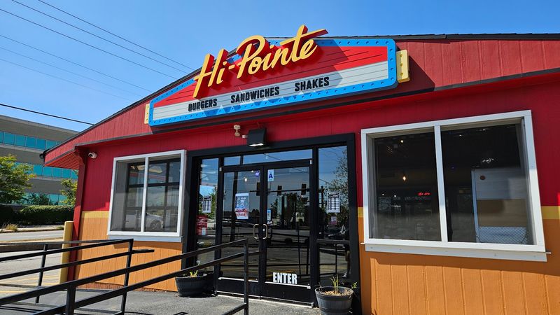 Hi-Pointe Drive-In (Kirkwood)