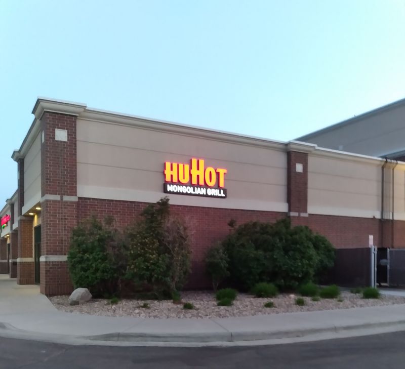 HuHot Mongolian Grill, 2101 W 41st St, Sioux Falls